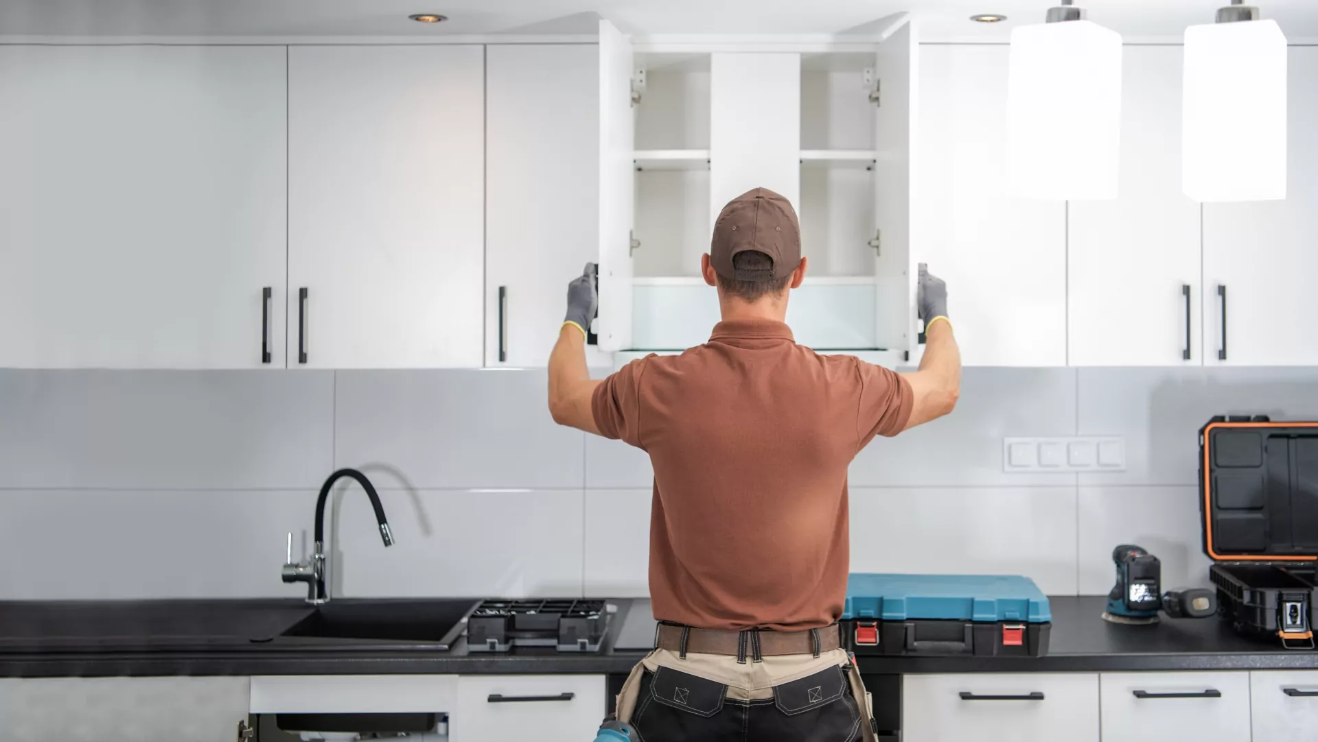 Handy man